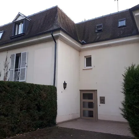 Charmant Studio Apartment Fontainebleau